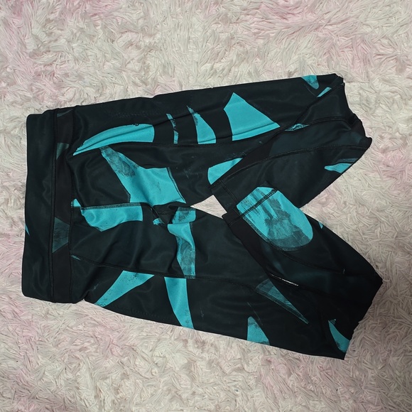 Lululemon Inspire Tight II *Full-On Luxtreme (Mesh) size 4 23" - Picture 9 of 9